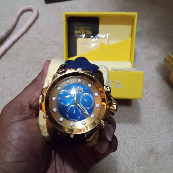 Invicta Heavy Automatic Accented Bracelet Watch - Picture 4 of 5